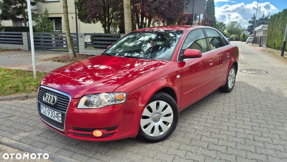 Audi A4 Limousine - 16