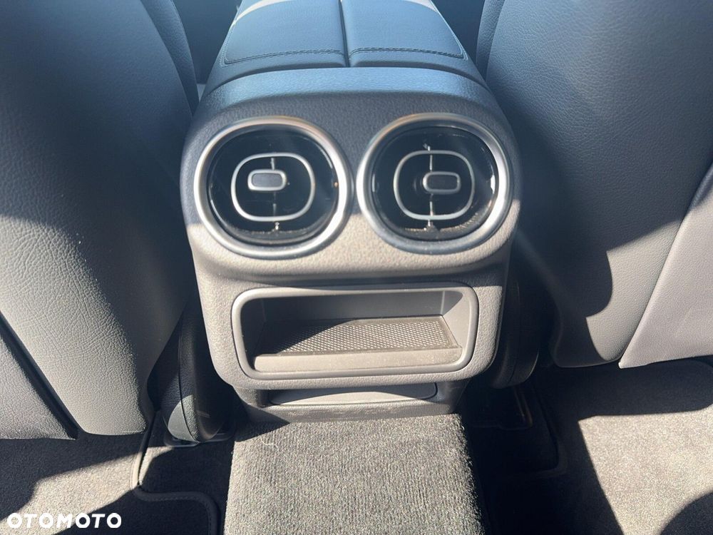 Mercedes-Benz GLC - 18