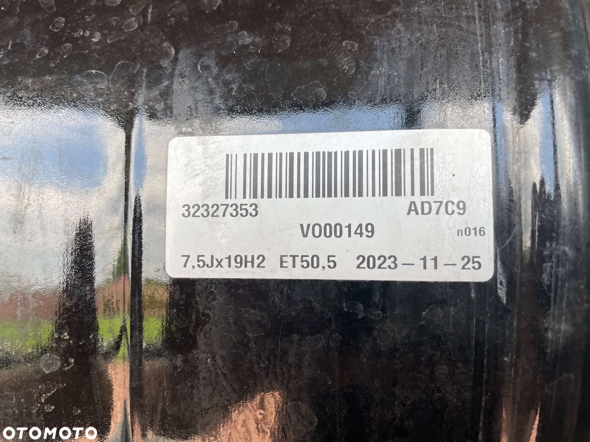 Volvo XC60 alufelga 7,5x19H2 ET50,5 32327353 - 4