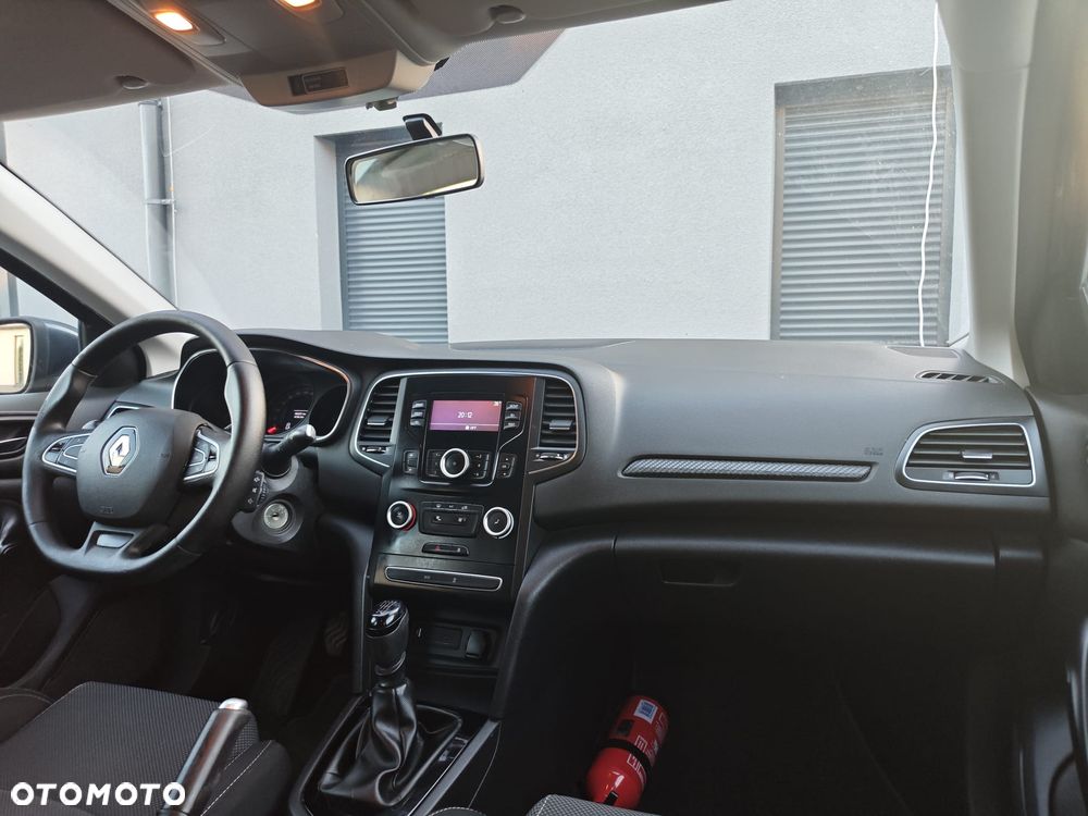 Renault Megane TCe 115 GPF LIMITED - 25