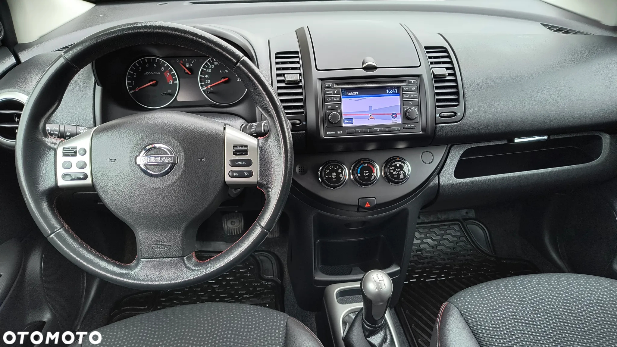 Nissan Note 1.6 Tekna - 4