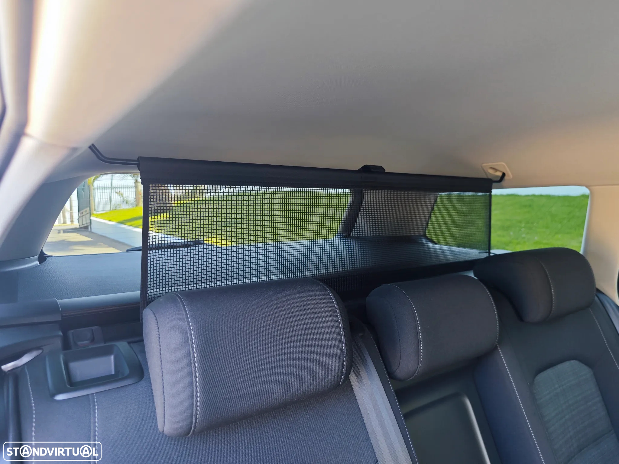 VW Passat Variant 2.0 TDi Business DSG - 13