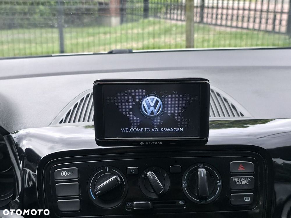 Volkswagen up! - 13
