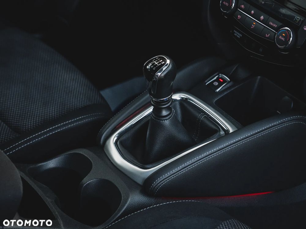 Nissan Qashqai 1.2 DIG-T 360 - 30