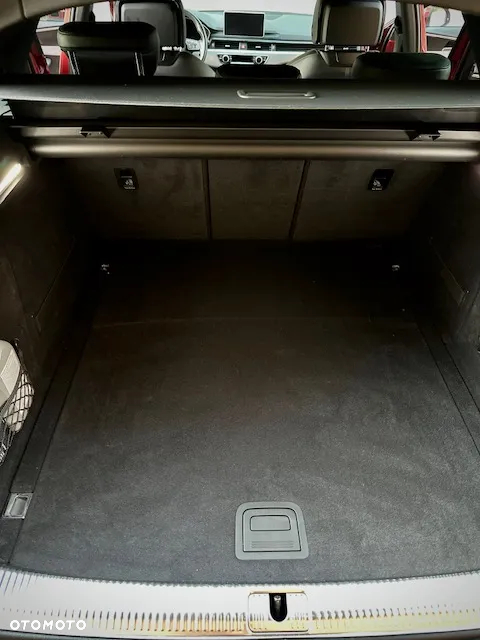 Audi A4 Avant 40 TFSI sport - 22