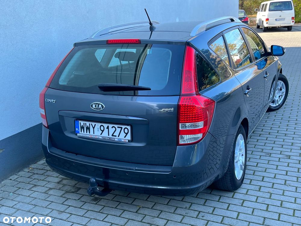 Kia Ceed 1.6 Crdi Comfort + - 36