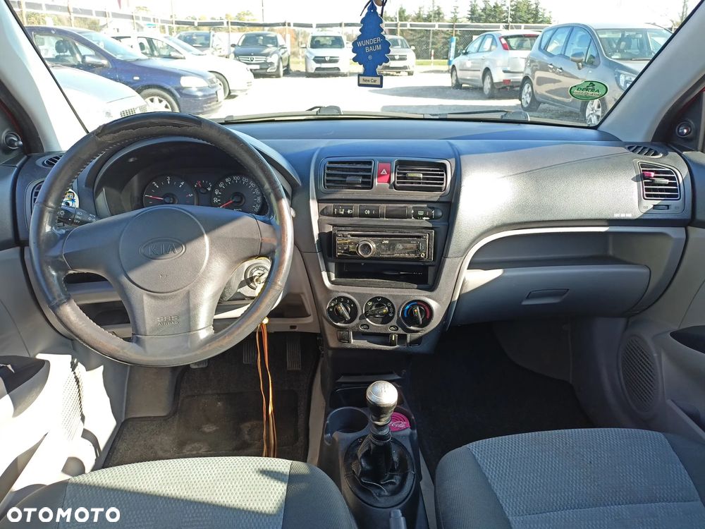 Kia Picanto - 10