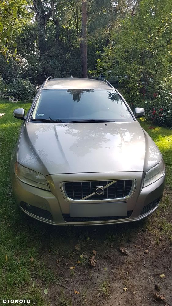 Volvo V70 2.0D Momentum - 1