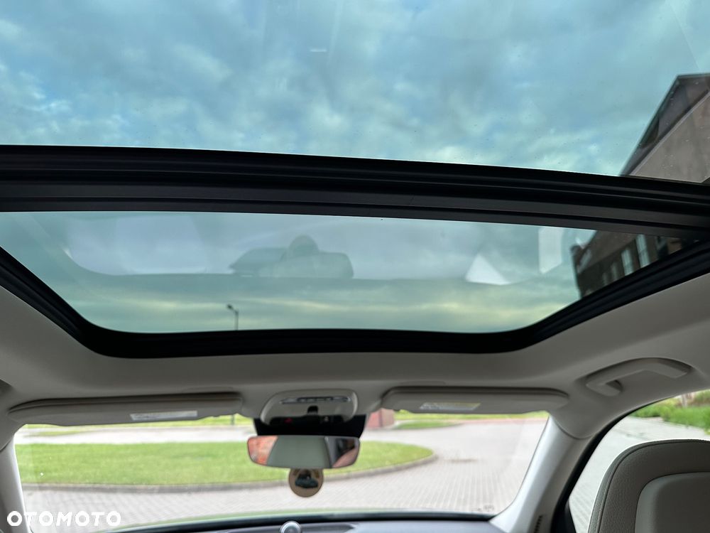 Volvo XC 90 T6 AWD Momentum 7os - 16