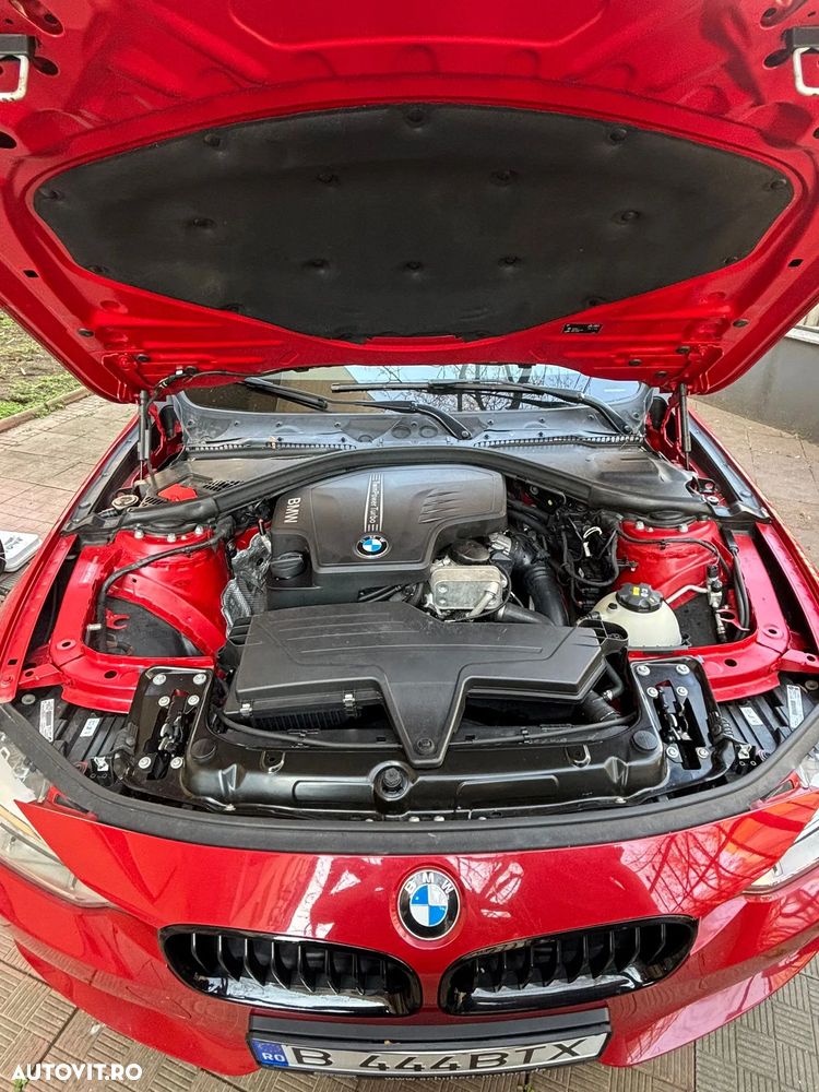 BMW Seria 3 320i - 14