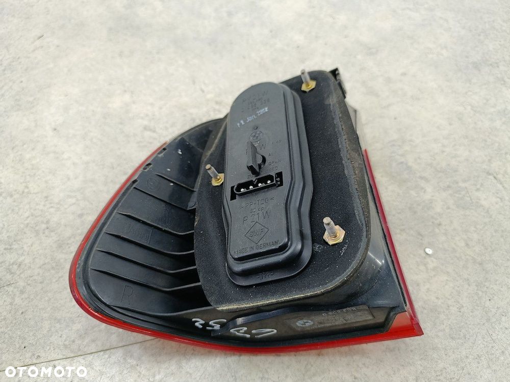 LAMPA TYLNA PRAWA BMW 5 E39 6902532 VALEO - 10