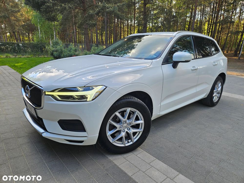 Volvo XC 60 D4 Momentum Pro - 1