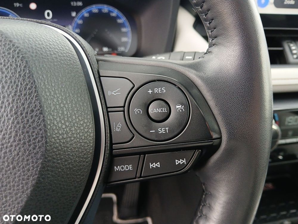 Toyota RAV4 - 25