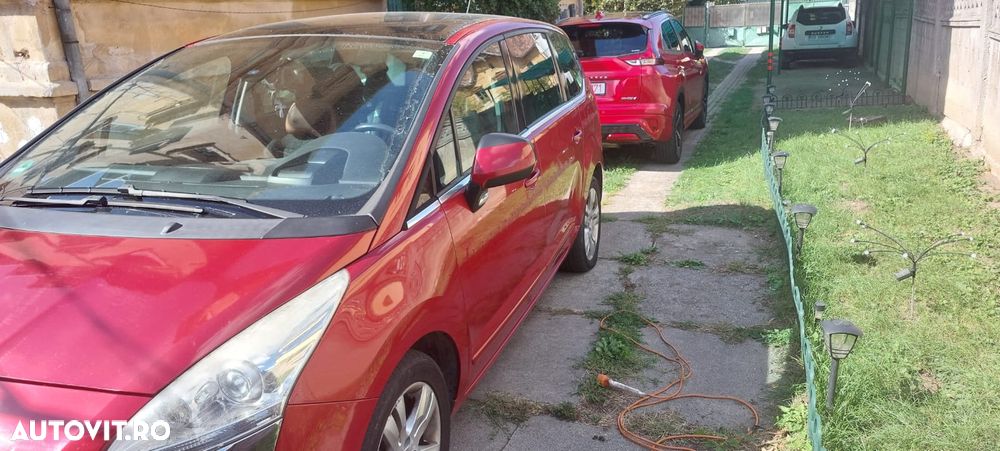 Peugeot 5008 - 5