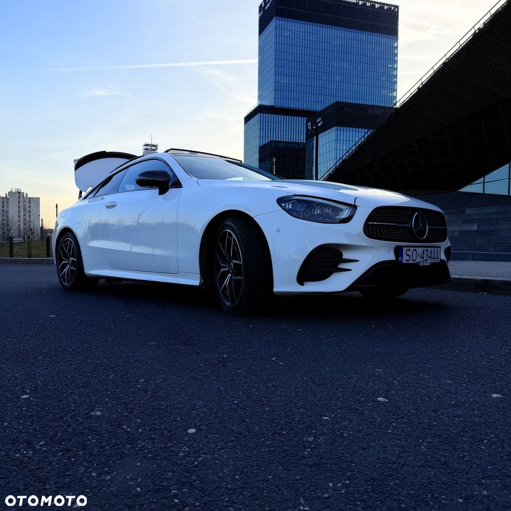 Mercedes-Benz Klasa E 300 9G-TRONIC - 4