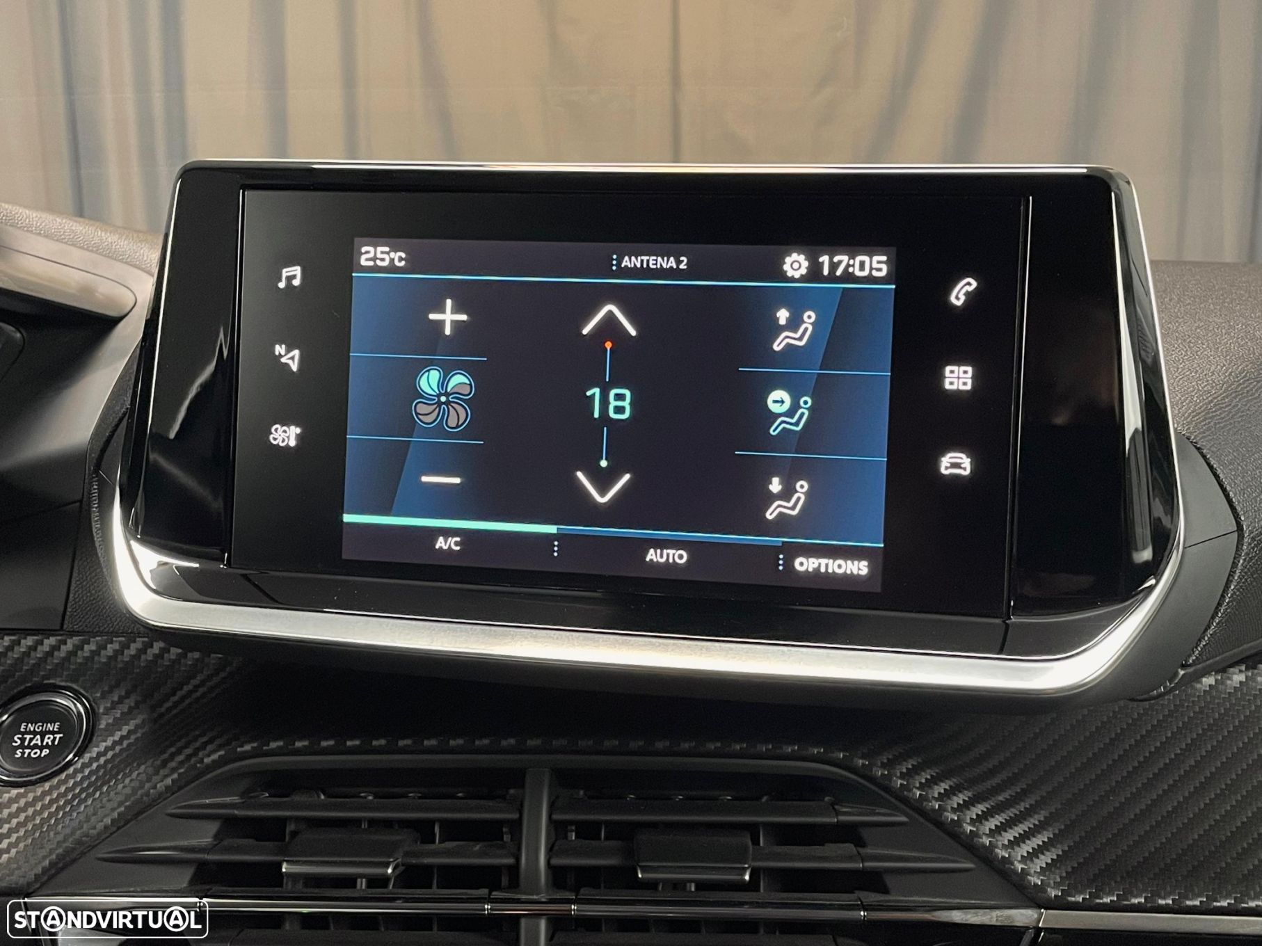 Peugeot 2008 1.2 PureTech Allure EAT8 - 18