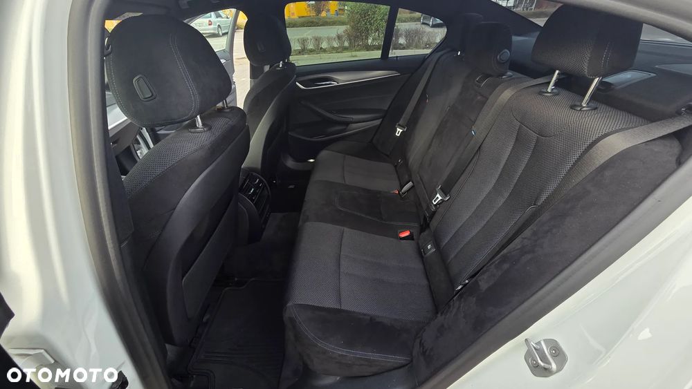 BMW Seria 5 - 24