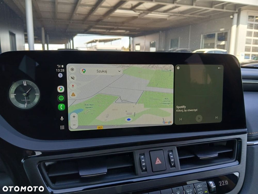 Lexus ES 300h Business Edition - 17