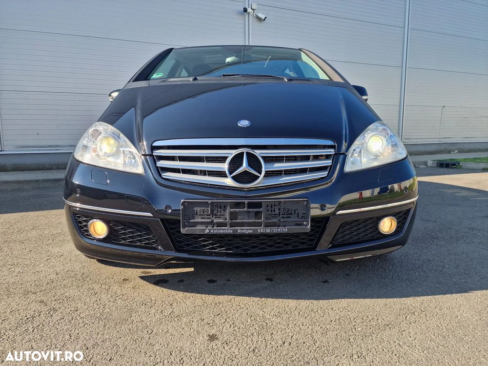 Mercedes-Benz A 180 - 23