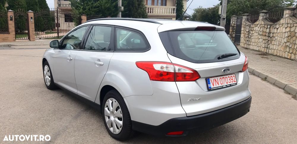 Ford Focus Turnier 1.6 Ti-VCT Champions Edition - 5