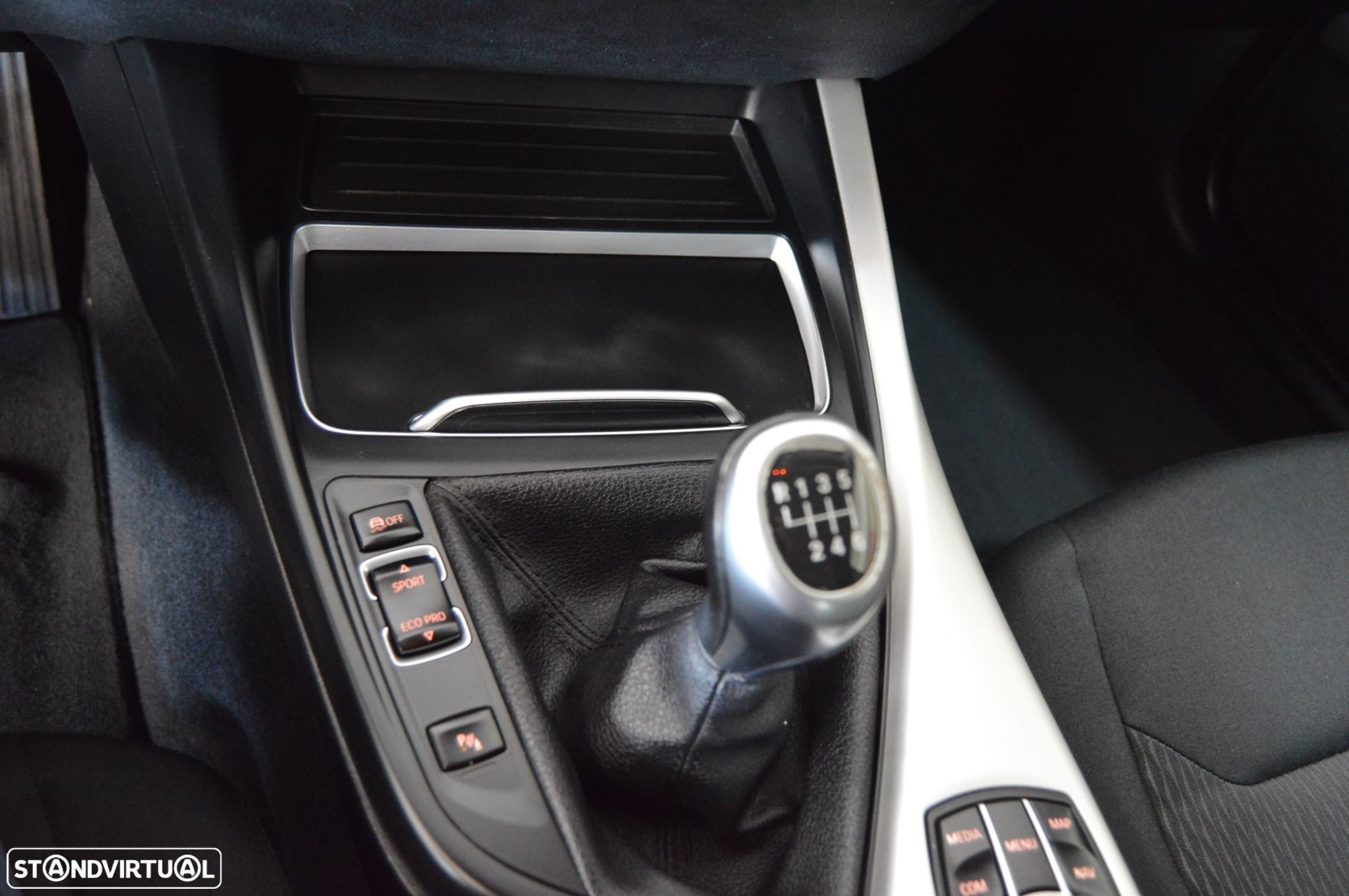 BMW 218 d Coupe Advantage - 33