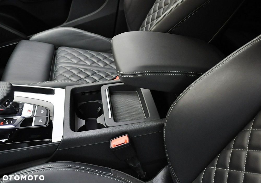 Audi SQ5 - 28