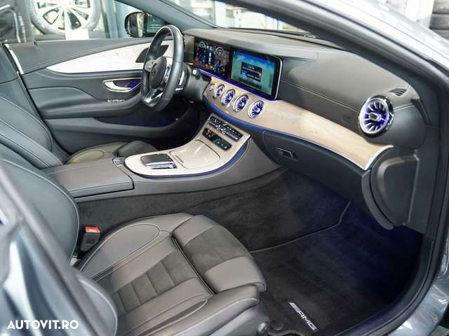 Mercedes-Benz CLS - 9