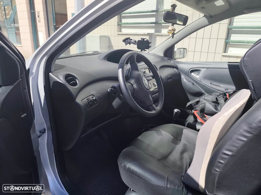 Toyota Yaris 1.0 Multi-Mode Sol - 18