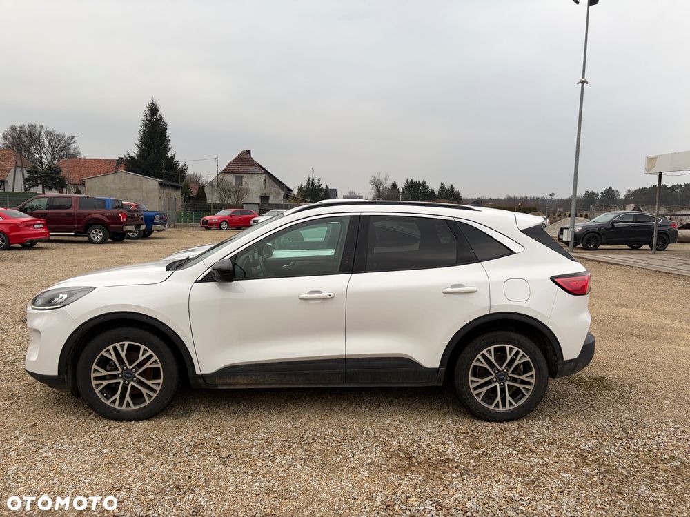 Ford Kuga - 5