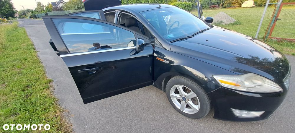 Ford Mondeo 2.0 TDCi Titanium - 26