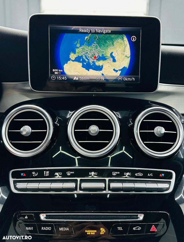 Mercedes-Benz GLC 220 d 4MATIC 9G-TRONIC AMG Line - 28