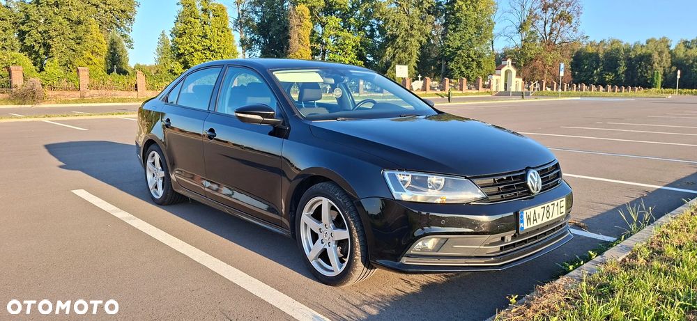 Volkswagen Jetta 2.0 TDI DPF BMT Comfortline - 3