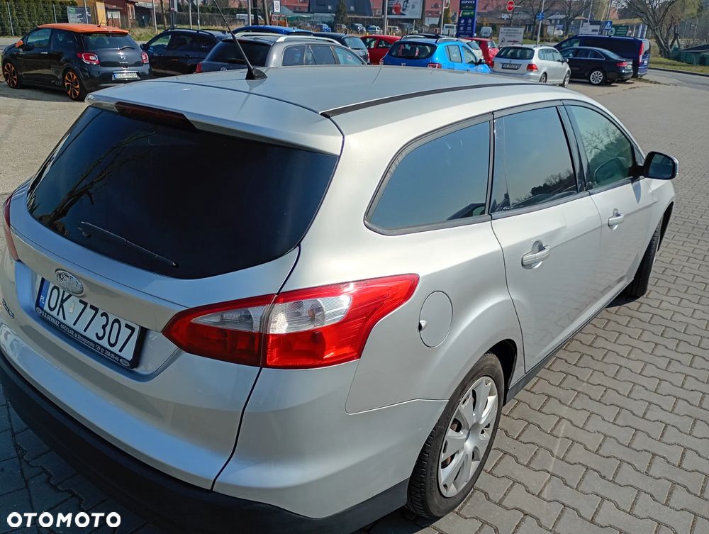 Ford Focus 1.6 Edition - 23