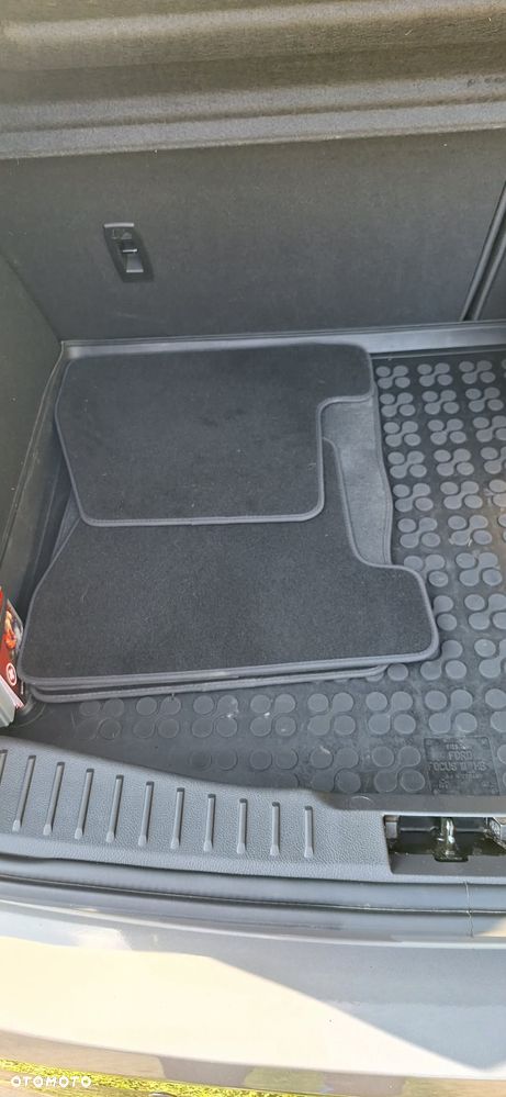 Ford Focus 1.5 EcoBoost Titanium ASS - 10