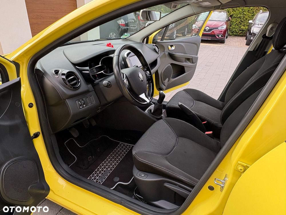 Renault Clio - 17