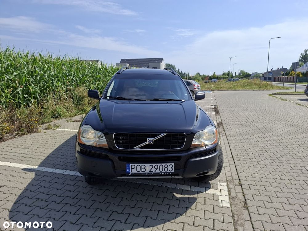 Volvo XC 90 - 1