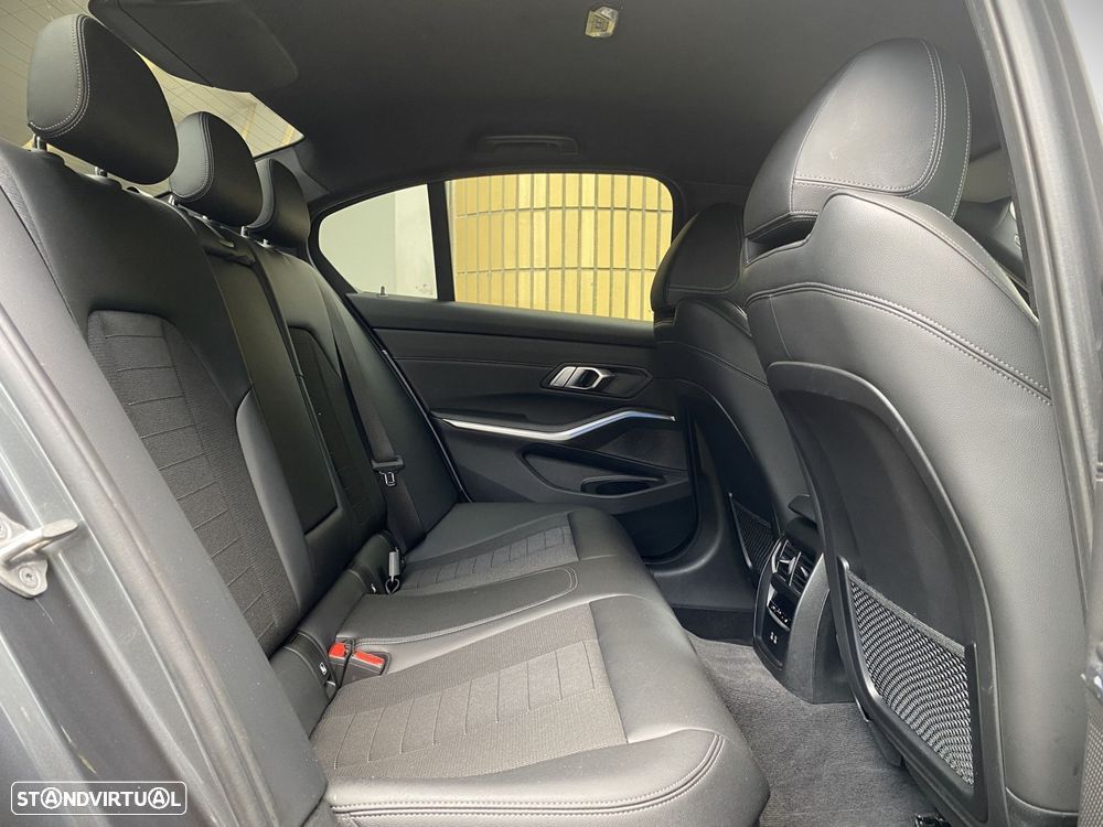 BMW 320 e Line Sport Auto - 11