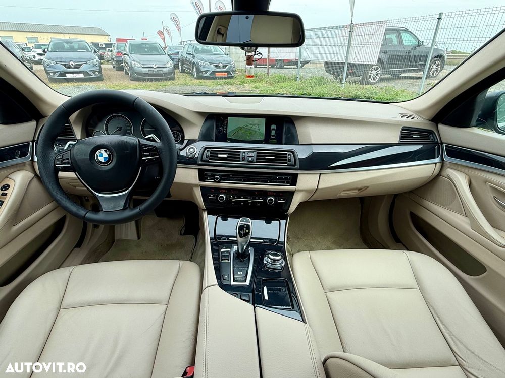 BMW Seria 5 520d Aut. Luxury Line - 9