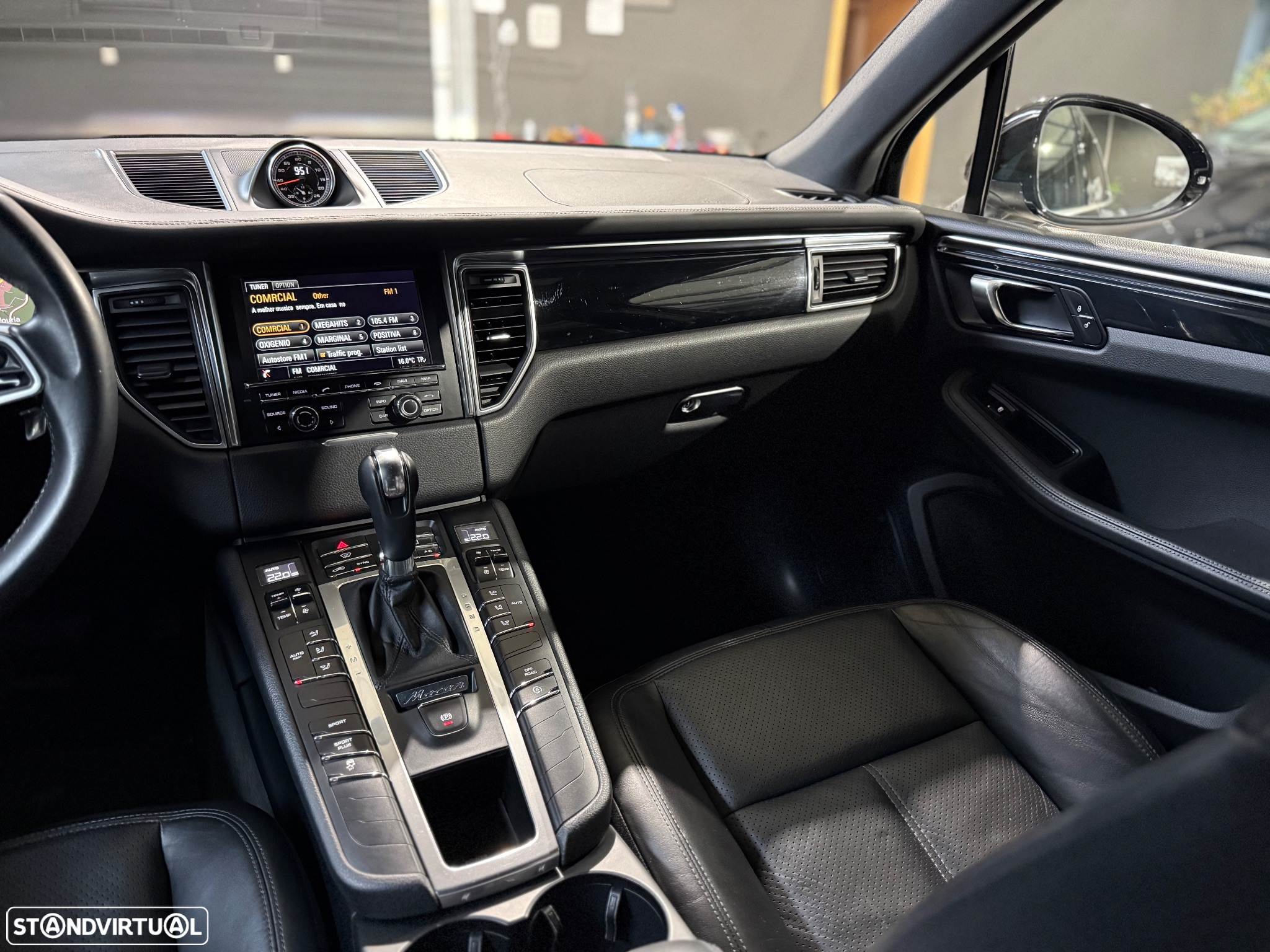 Porsche Macan S - 15