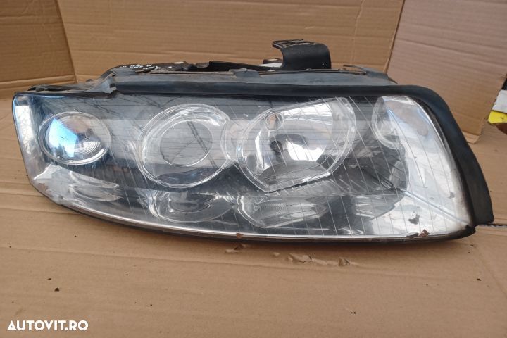 Far dreapta cu Xenon Audi A4 B6 [2000 - 2005] Avant wagon 5-usi 2.5 T - 1