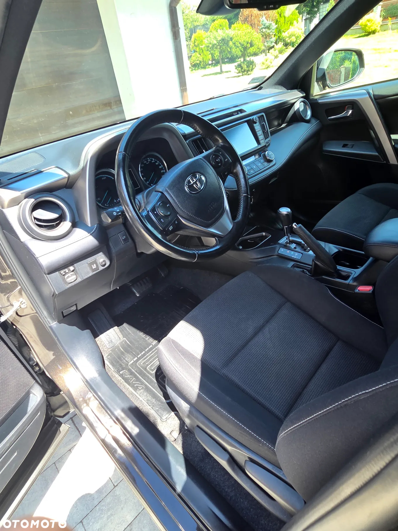 Toyota RAV4 Hybrid Premium 4x4 - 7