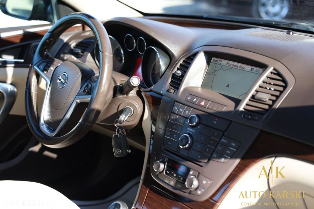 Opel Insignia - 21