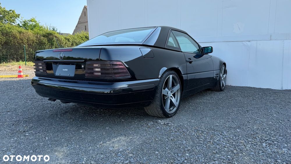 Mercedes-Benz SL - 8