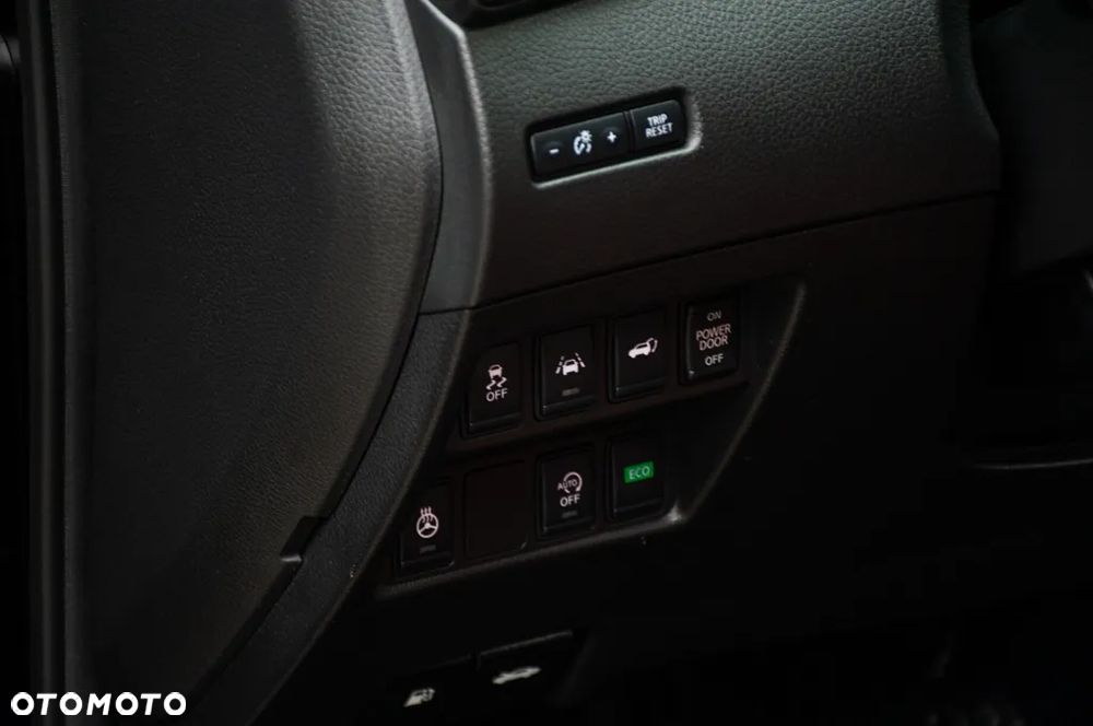 Nissan X-Trail 2.0 dCi ALL-MODE 4x4i Xtronic Tekna - 28