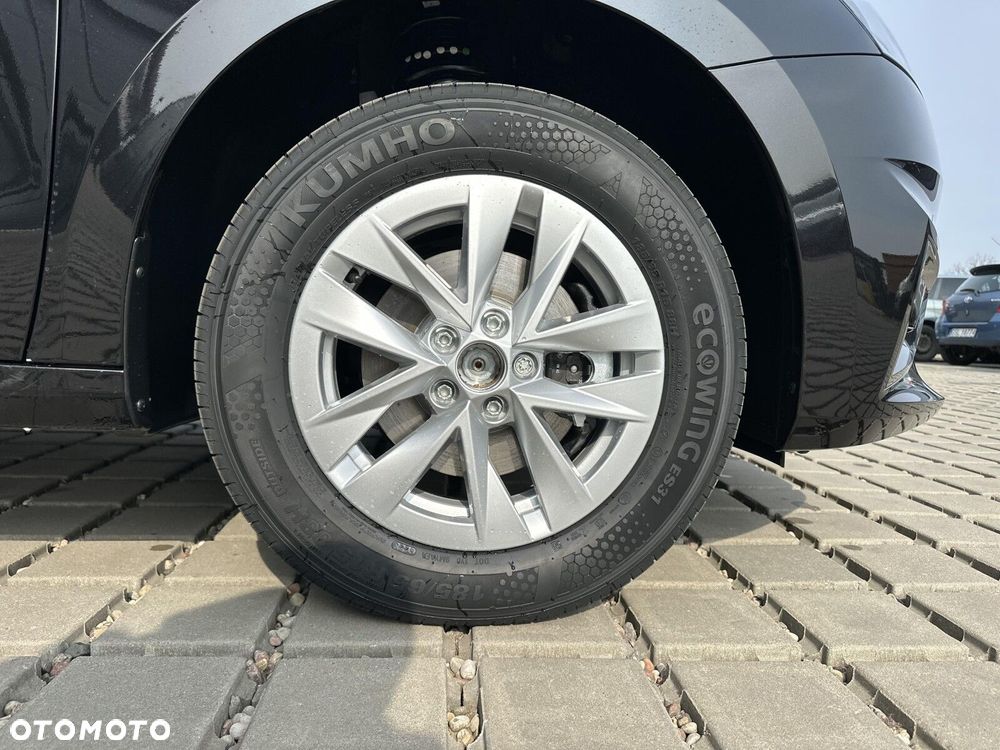 Skoda Fabia 1.0 TSI Drive DSG - 13