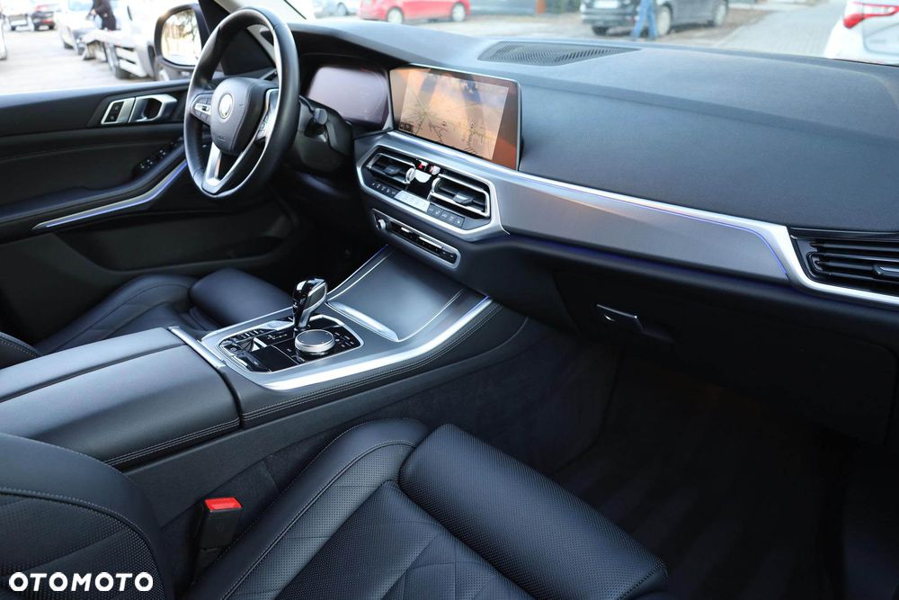 BMW X5 xDrive30d - 36