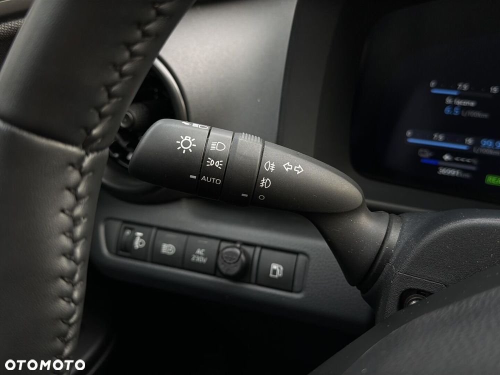 Toyota C-HR 2.0 PHEV Dynamic Force Style - 18