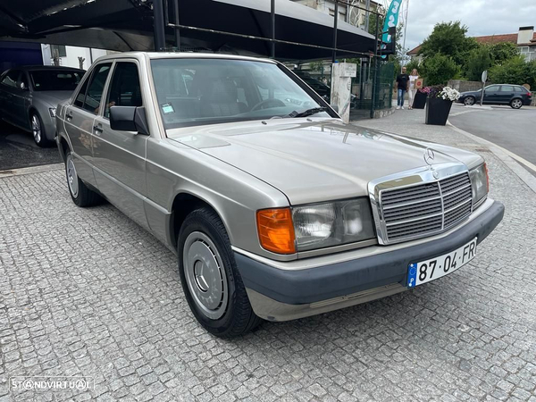 Mercedes-Benz 190 E 2.0