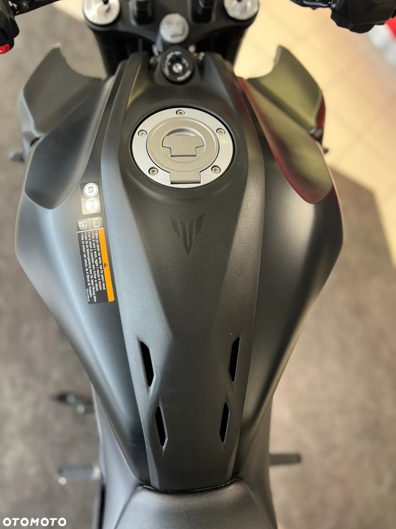 Yamaha MT - 13