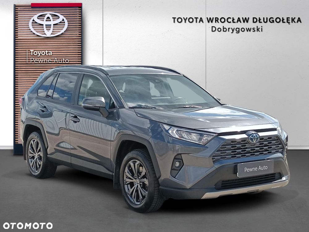 Toyota RAV4 - 1